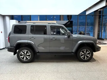 Купить Tank 300 Серый 2.0 4WD AT (220 л.с.) от 4499000 ₽. в Пензе