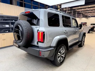 Купить Tank 300 Серый 2.0 4WD AT (220 л.с.) от 4499000 ₽. в Пензе