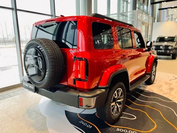 Купить Tank 300 Красный 2.0 4WD AT (220 л.с.) от 4749000 ₽. в Пензе