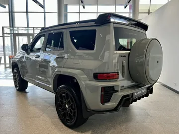 Купить Tank 700 Серый 3.0hyb 4WD AT (517 л.с.) от 12699000 ₽. в Пензе